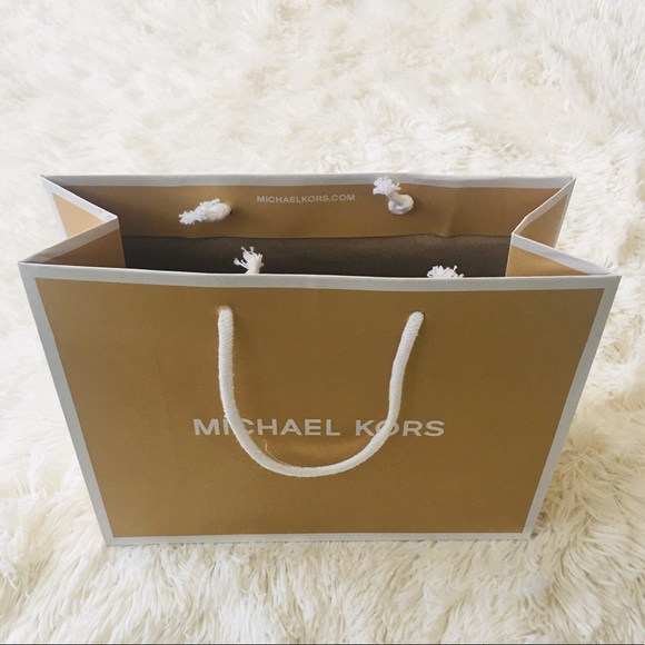 Michael Kors Shopping Bag - Picture 3 of 7